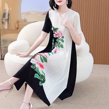 Miyake Elegantiškas Plisuotos Suknelė Moterims 2023 Vasarą Naujas Mados Spausdinti Prarasti Juosmens V-kaklo trumpomis Rankovėmis Suknelės 45-75kg Nešiojami