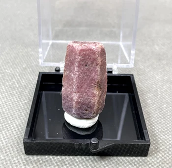 NAUJAS! GERIAUSIAI! 100% natūralus Mianmaro Liuminescencinės Ruby grubus mineralinių akmenų ir kristalų gijimas kvarco kristalai (lango dydis 5.2 cm)