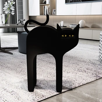 kūrybos didelis popieriniu rankšluosčiu lauke paprastų buitinių popieriaus stalčių gyvenimo kambario, miegamasis juoda katė, apdailos tren